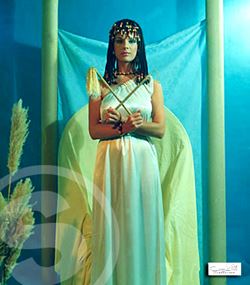 Elizabeth Taylor - Cleopatra 
